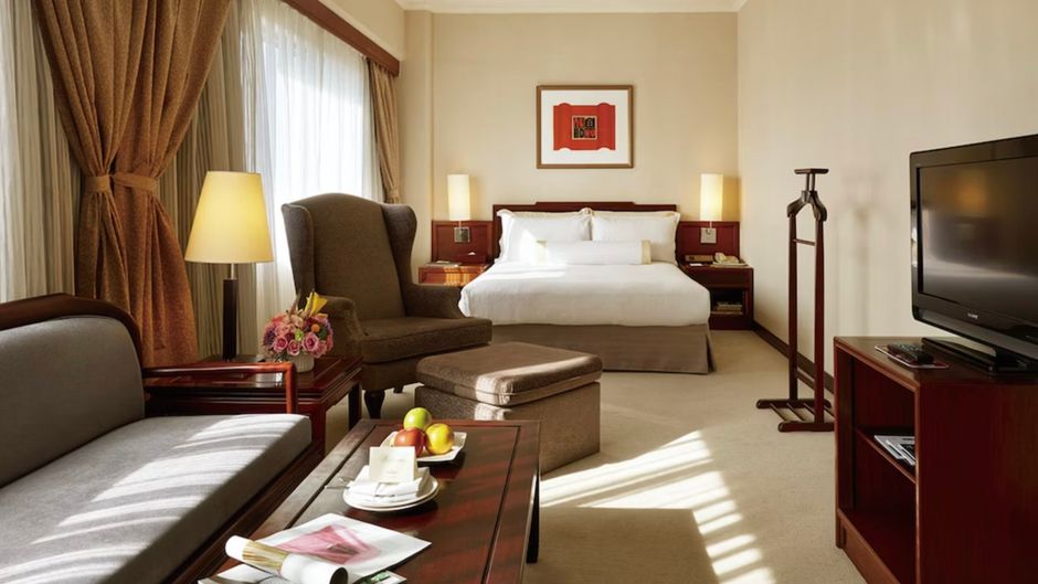 The Howard Plaza Hotel Taipei Room