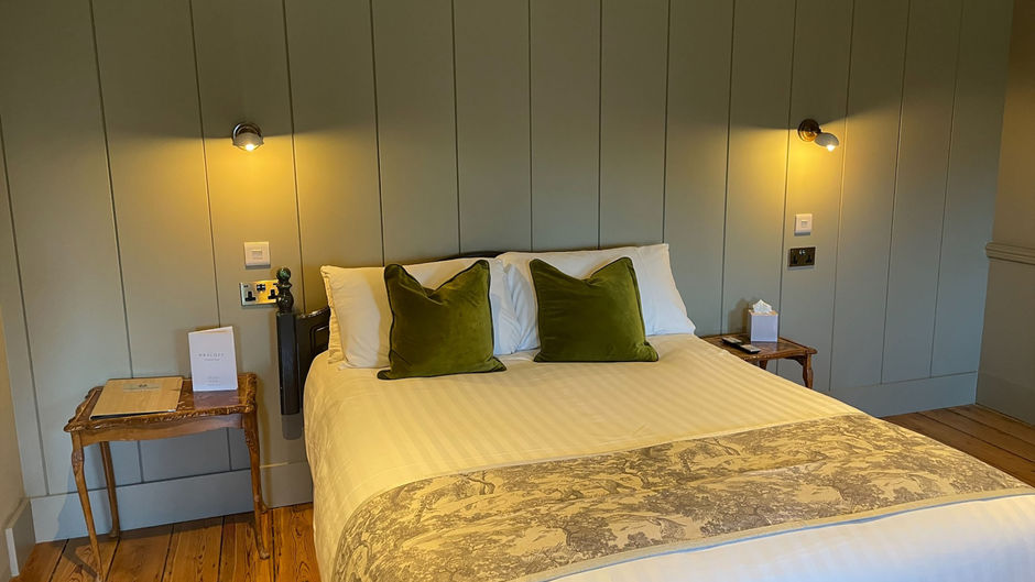 Holbrook Manor & Spa Room