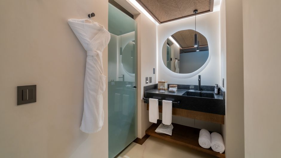 La Paz Puerta Cortes Room