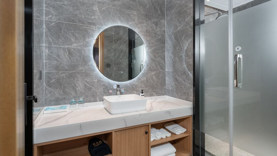 Holiday Inn Express Huangshi Cihu Lake Room