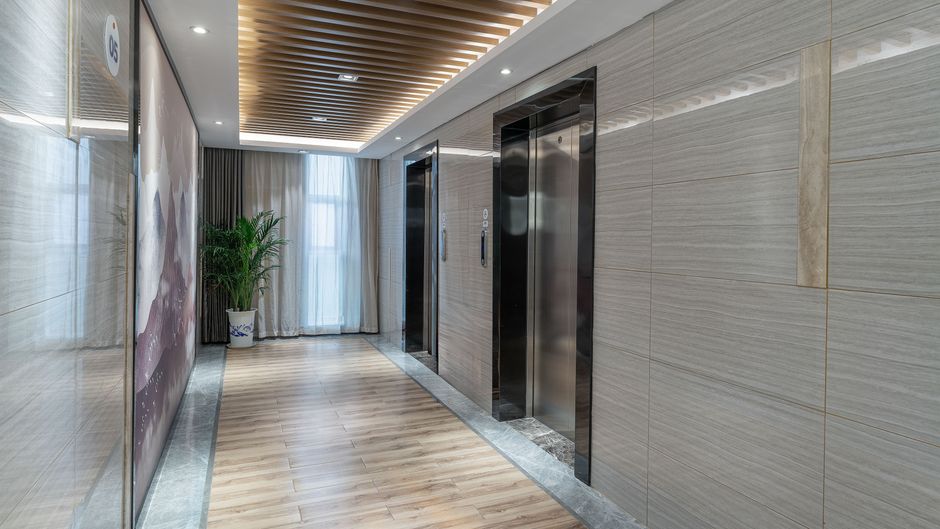 Holiday Inn Express Huangshi Cihu Lake Lobby