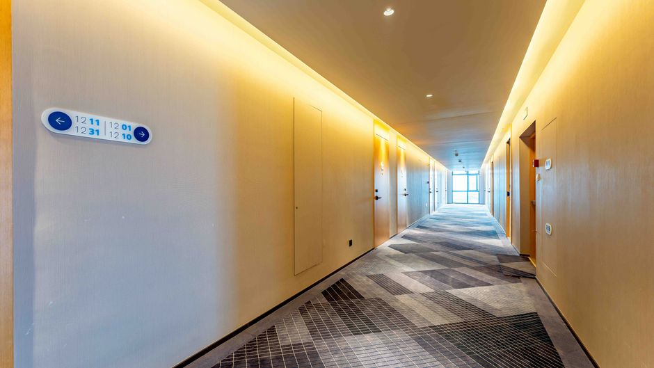 Holiday Inn Express Haiyan Lobby