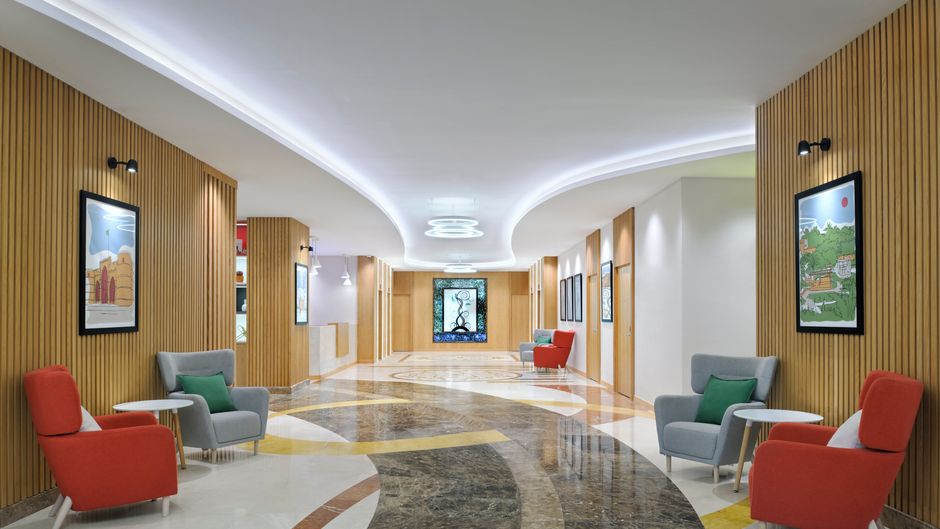 Holiday Inn Jeddah Corniche Lobby