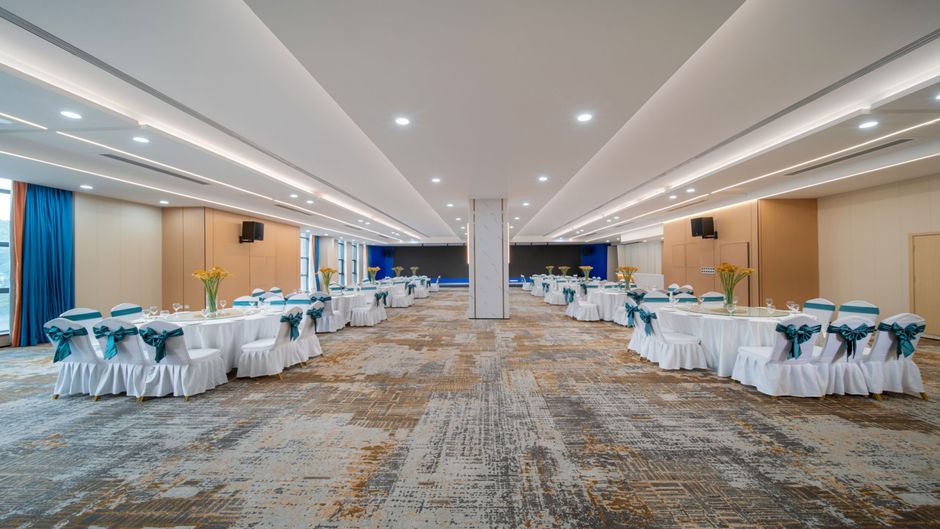 Holiday Inn Express University Town Ballroom