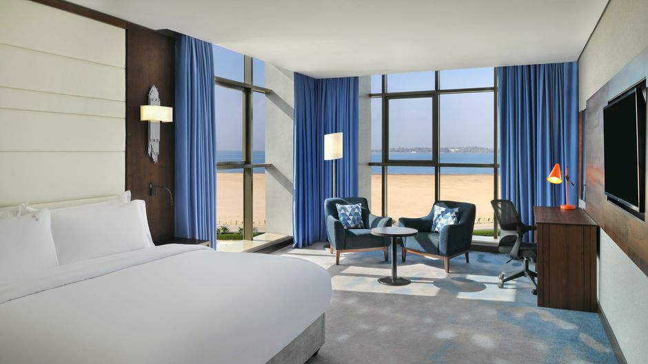 Holiday Inn Jeddah Corniche Suite