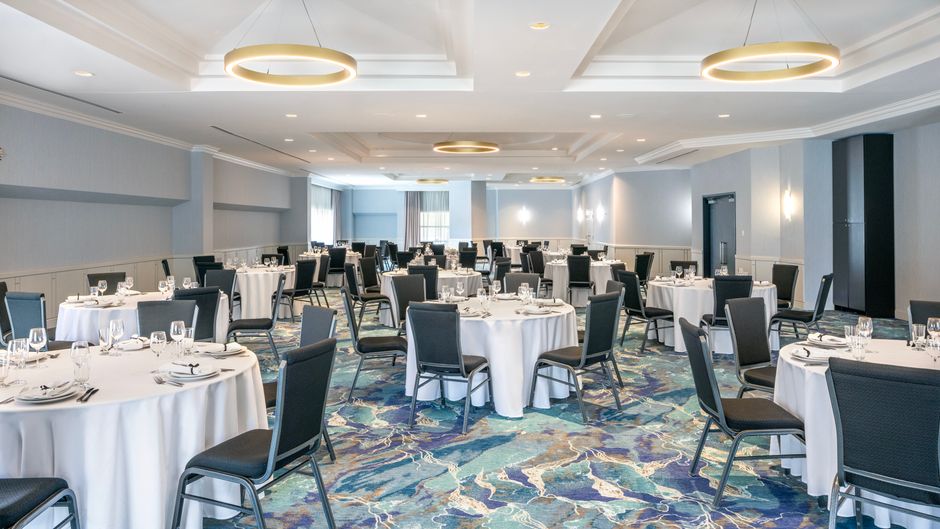 Holiday Inn Laval-Montreal Meeting
