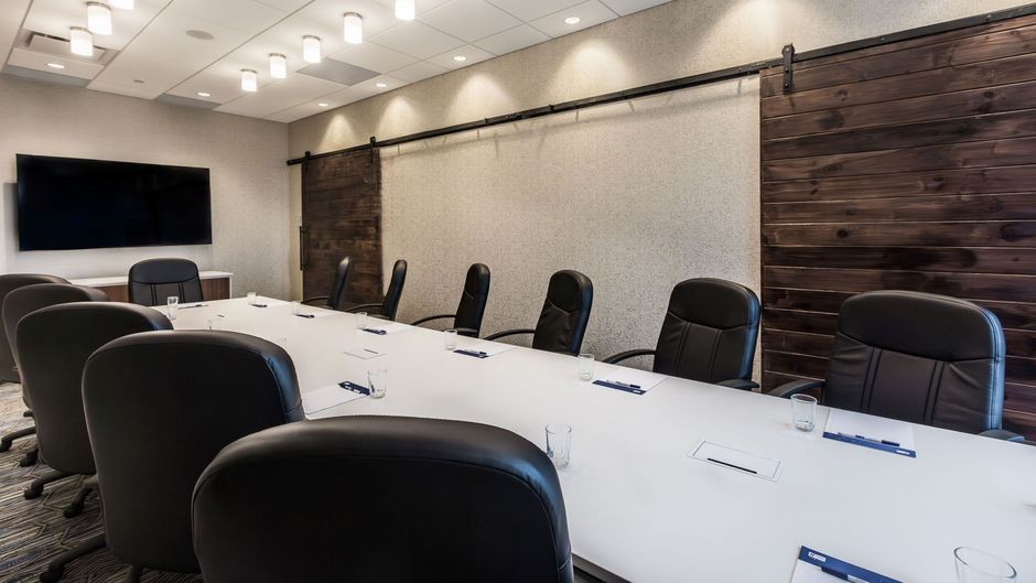 Holiday Inn Express & Suites Welland Meeting