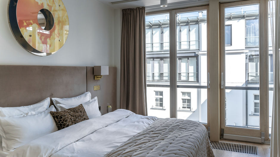 H15 Boutique Suite