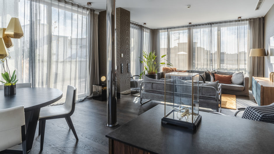 H15 Boutique Room