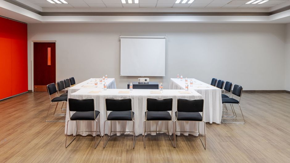 City Express by Marriott Silao Airport Meeting