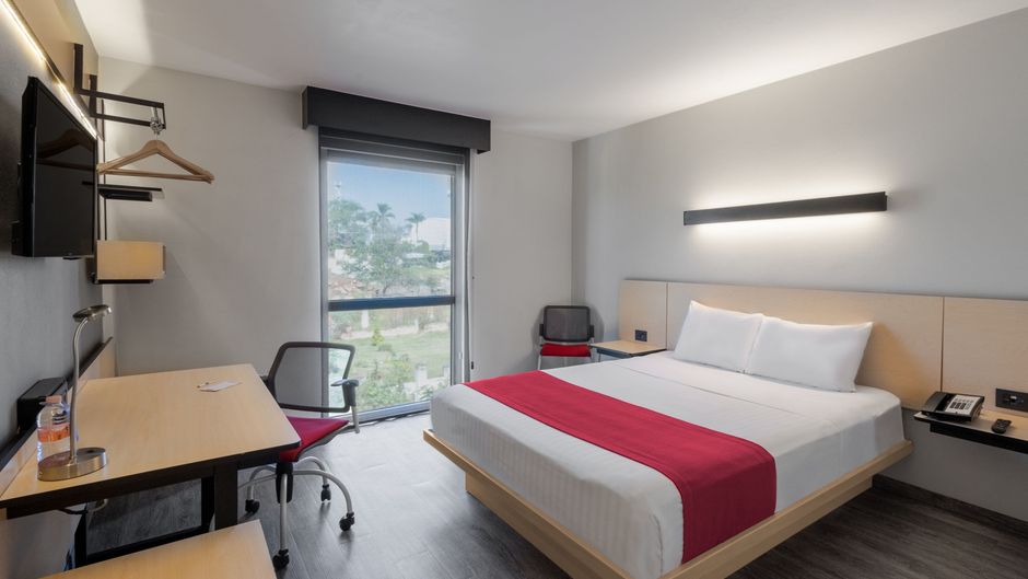 City Express by Marriott Airport Room