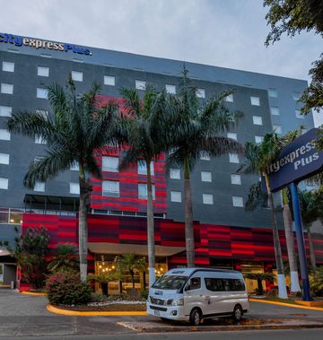 City Express Plus by Marriott Expo