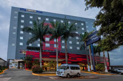 City Express Plus by Marriott Expo