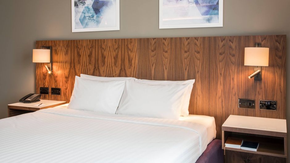 Courtyard London Gatwick Airport Room