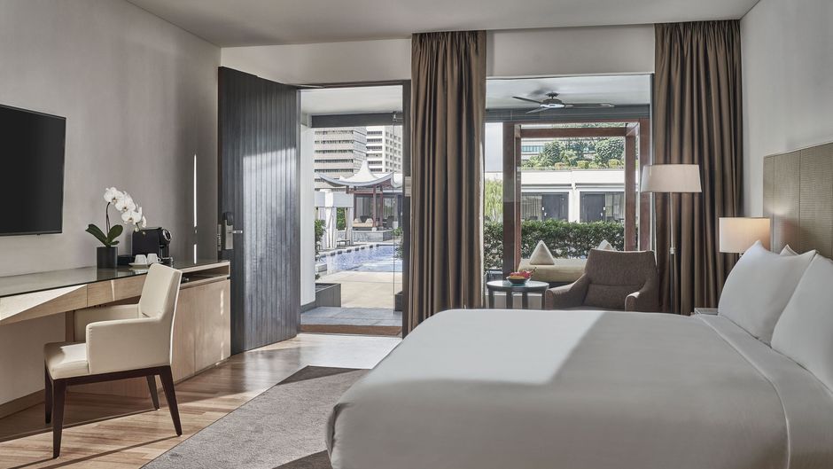 Singapore Marriott Tang Plaza Hotel Pool
