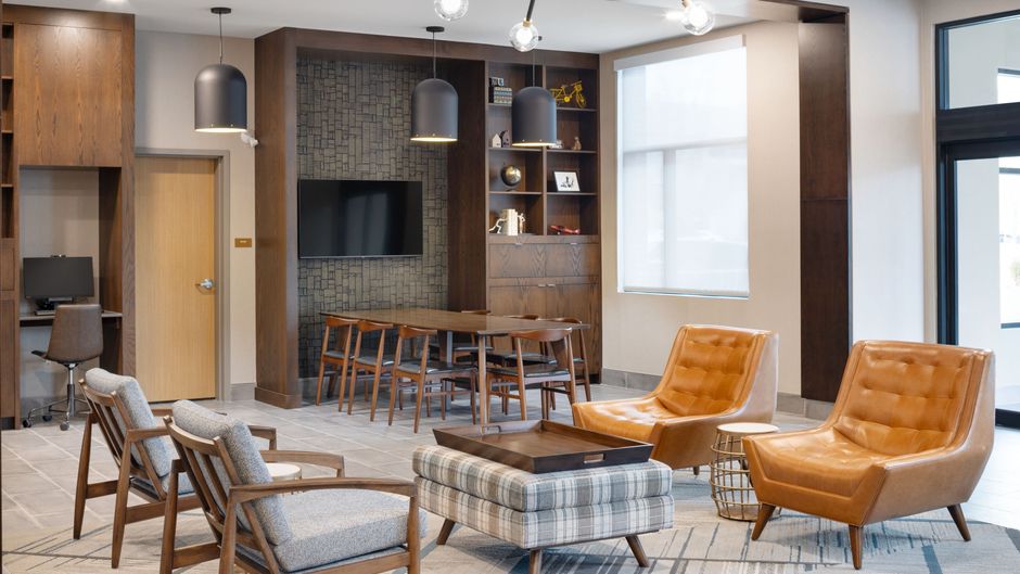 Four Points by Sheraton at Conv Center Lobby