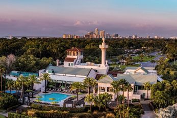 The Vinoy Resort & Golf Club, Autograph