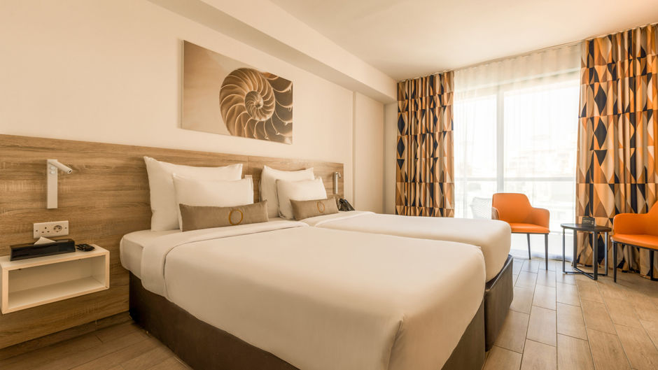 Seashells Resort at Suncrest Hotel Room