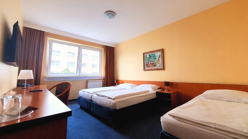 Good Morning Berlin City East Room