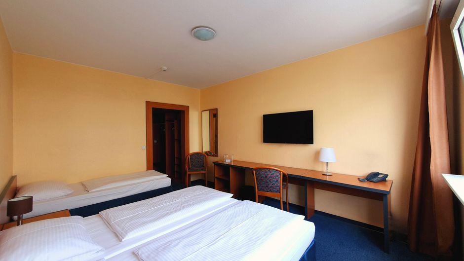 Good Morning Berlin City East Room