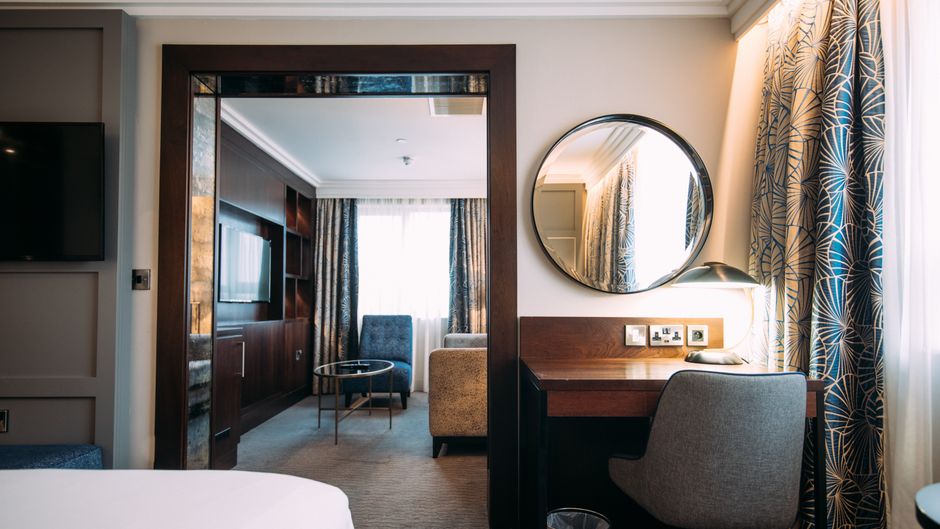 Crowne Plaza Belfast Suite