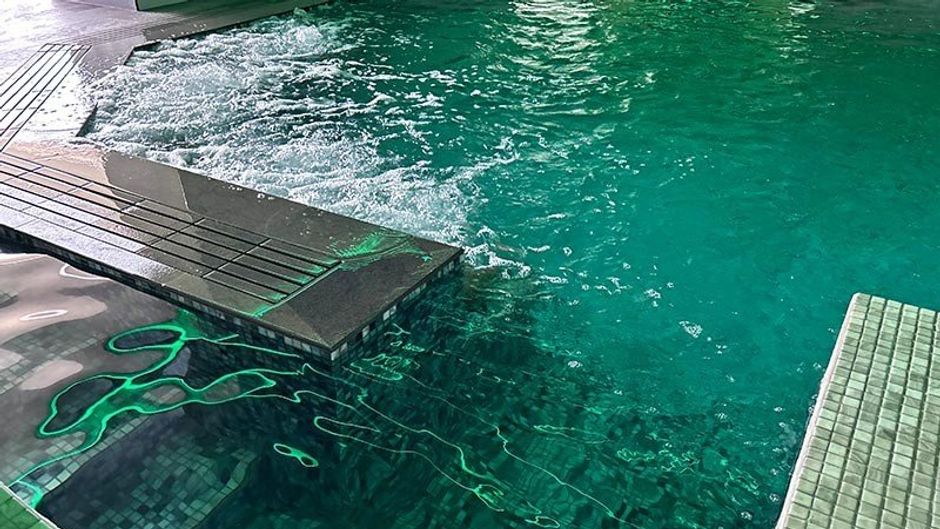 Hellidon Lakes Golf & Spa Hotel Pool