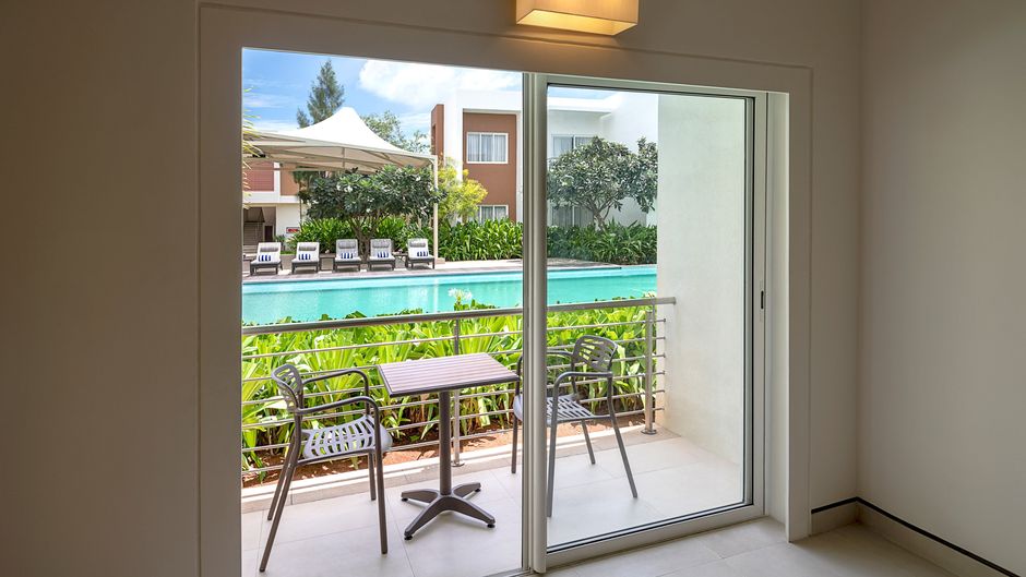 Four Points Mahabalipuram Resort & Conv Pool