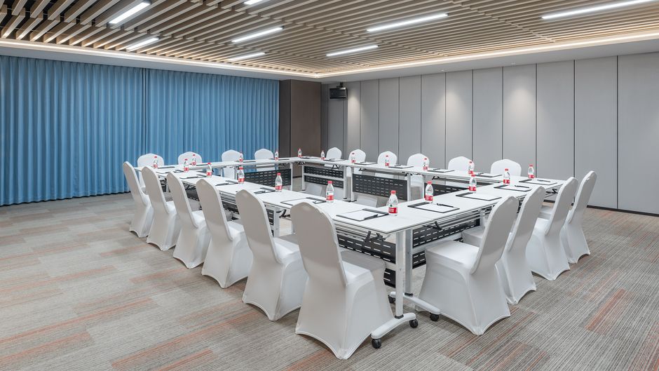 Holiday Inn Express Quanzhou Taishang Meeting