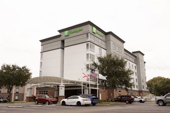 Holiday Inn