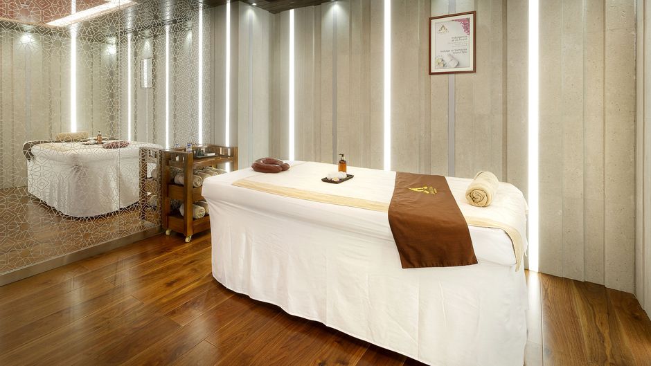 Holiday Inn Dhaka City Centre Spa