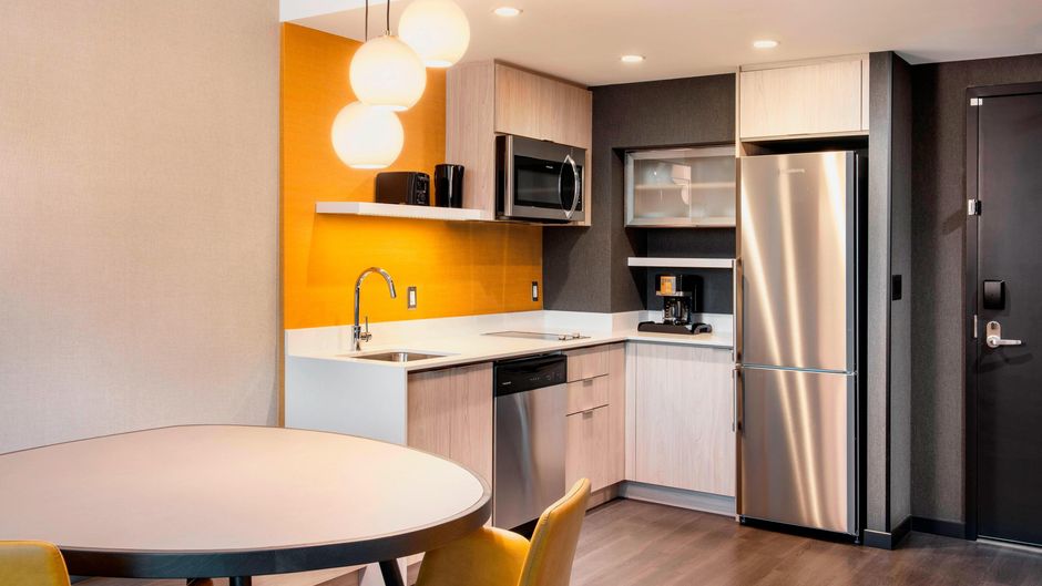Residence Inn Calgary Downtown/Beltline Room