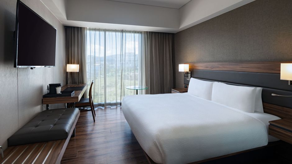 AC Hotel Santa Fe Suite