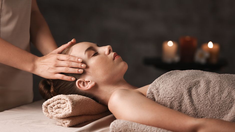 Holiday Inn Festival City Spa