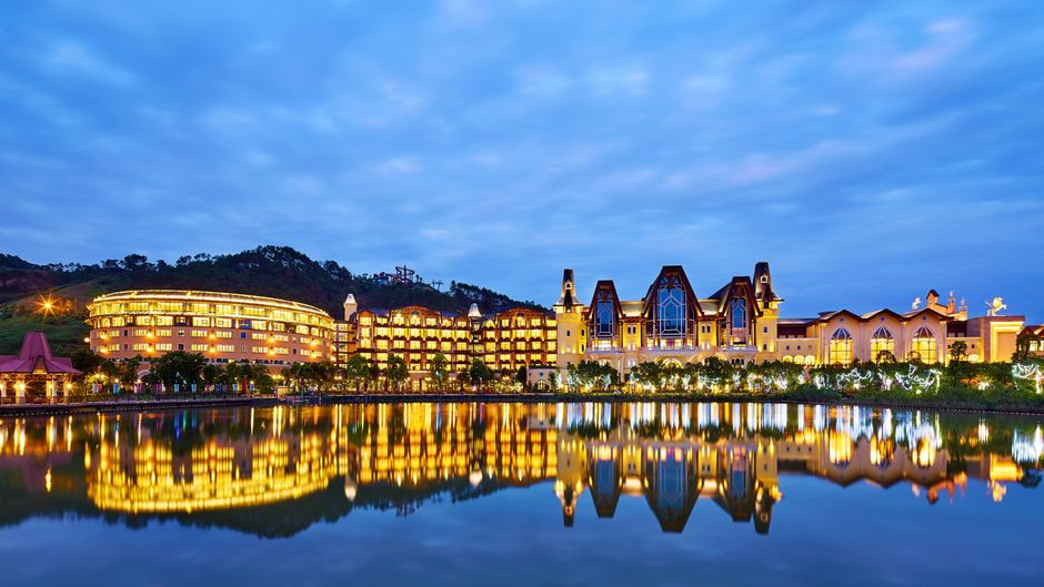 Four Points by Sheraton Heyuan Resort Exterior