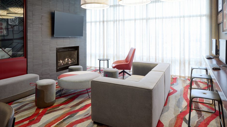 Residence Inn Montreal Airport Lobby