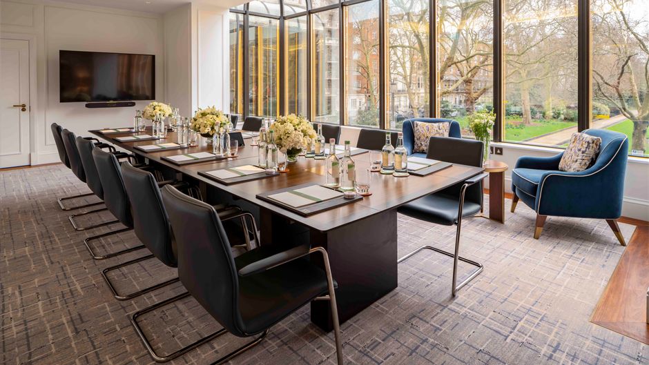Jumeirah Carlton Tower Meeting