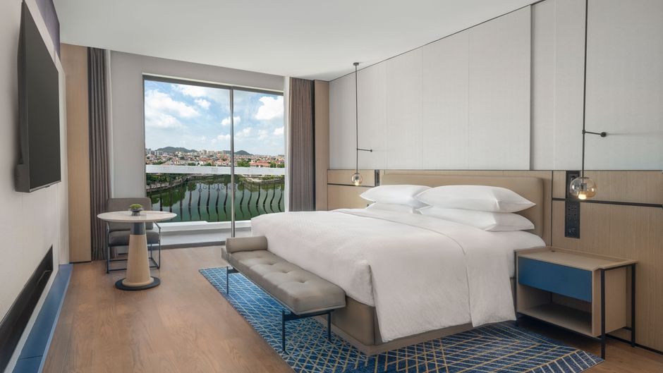 Four Points Yangjiang City Center Room