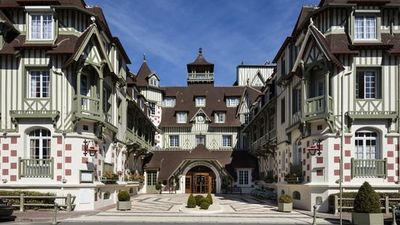 Hotel Normandy Barriere