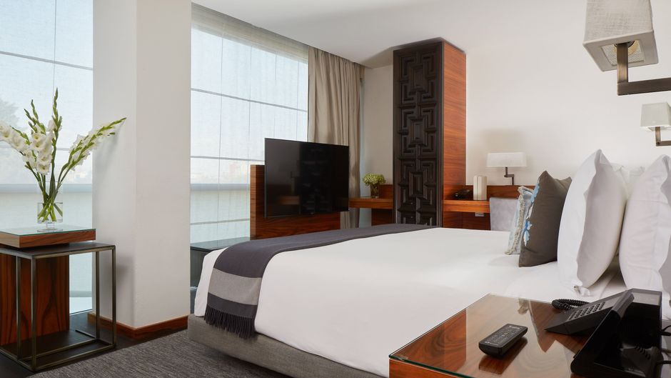 Las Alcobas, a Luxury Collection Hotel Room