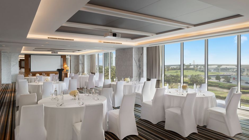 Sheraton Grand Hotel Dubai Meeting