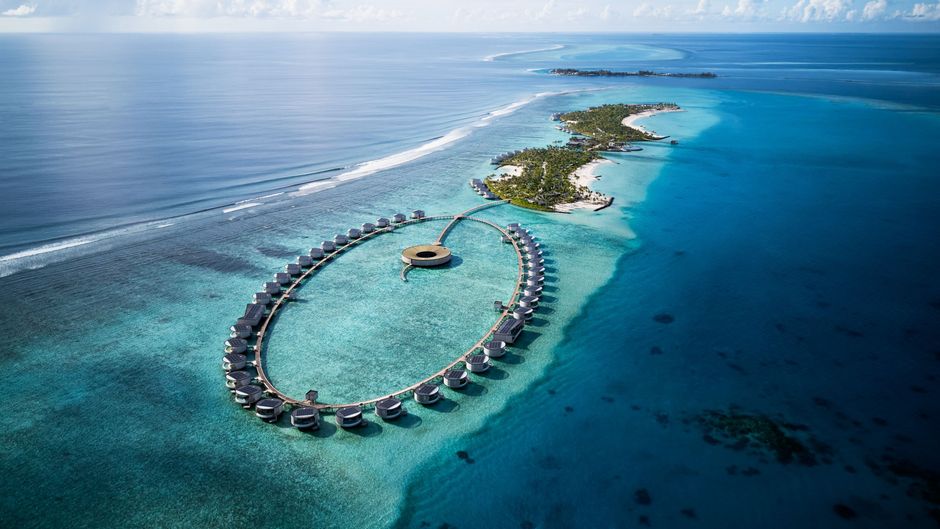The Ritz-Carlton Maldives, Fari Islands Exterior