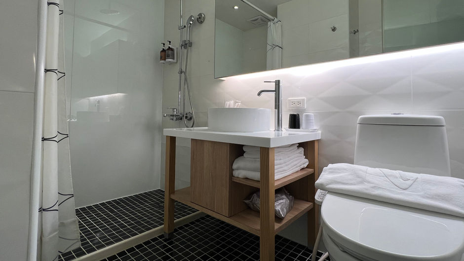 Forward Hotel Taipei Room