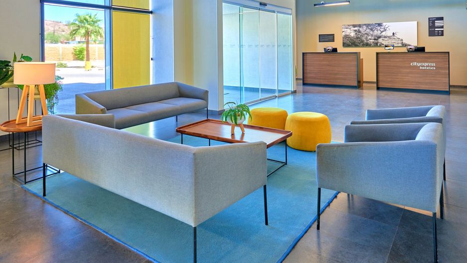 City Express by Marriott Caborca Lobby