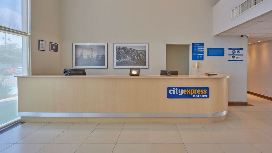 City Express by Marriott Zacatecas Lobby