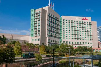 The Woodlands Waterway Marriott Hotel