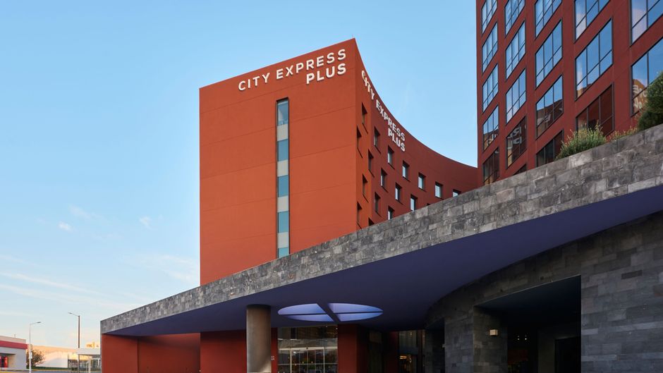 City Express Plus by Marriott Exterior