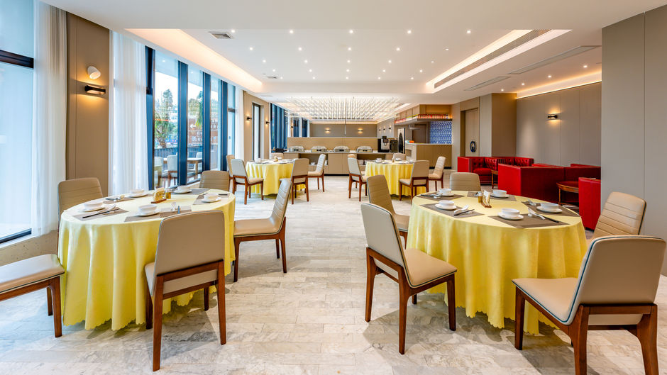 Holiday Inn Express Guishan Island Restaurant