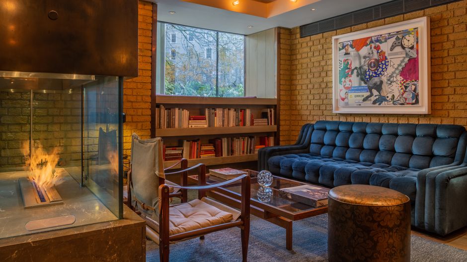 The Hari Lobby