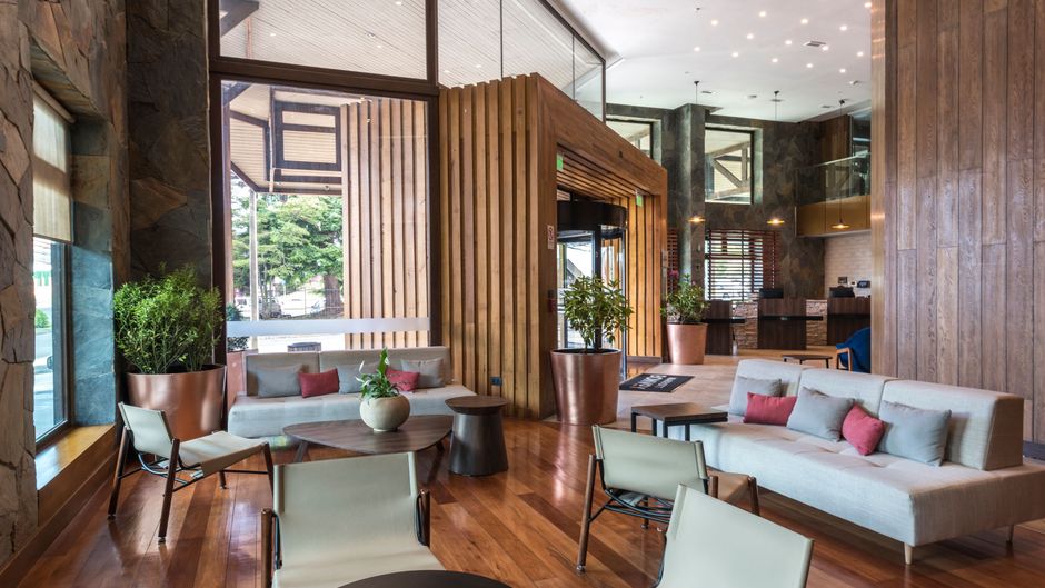 Courtyard Puerto Montt Lobby