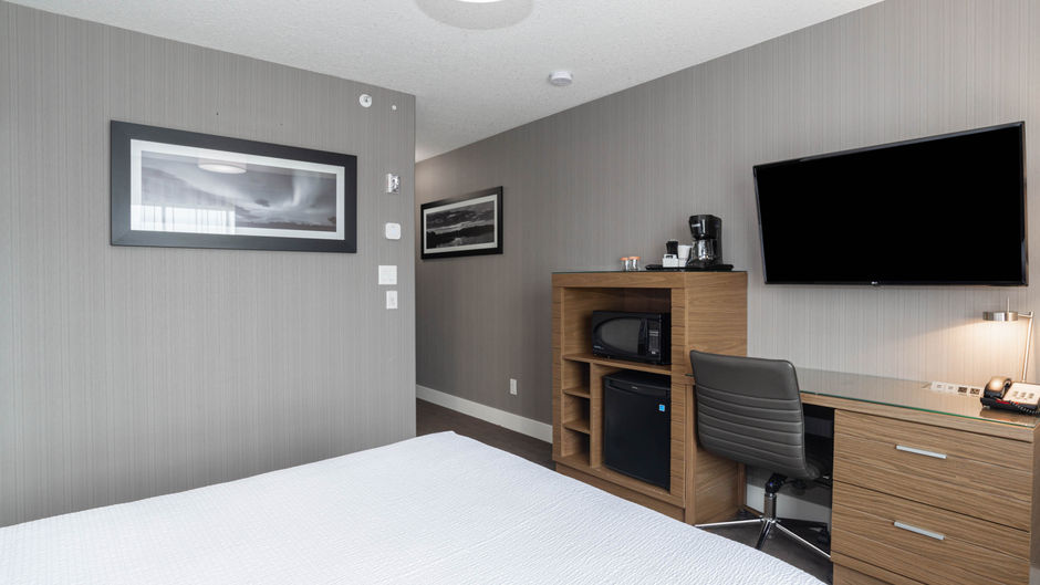 Sandman Hotel Grande Prairie Room